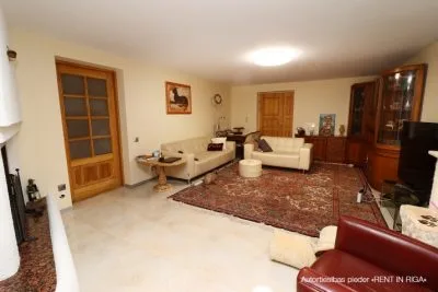 Izīrē māju, Lielvārdes iela 56, Rīga, Labais krasts, Teika / 1 500 € 3
