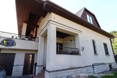 Izīrē māju, Lielvārdes iela 56, Rīga, Labais krasts, Teika / 1 500 € 23