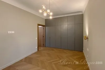 Pārdod dzīvokli, Baznīcas iela 27/29, Rīga, Labais krasts, Centrs / 255 000 € 6