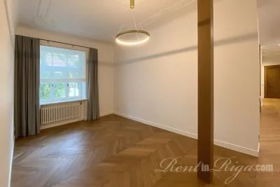 Pārdod dzīvokli, Baznīcas iela 27/29, Rīga, Labais krasts, Centrs / 255 000 € 8