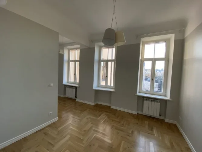 Krišjāņa Barona iela 76 1