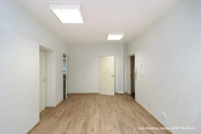 Pārdod biroju, Vienības gatve iela 87B, Rīga, Kreisais krasts, Ziepniekkalns / 130 000 € 2