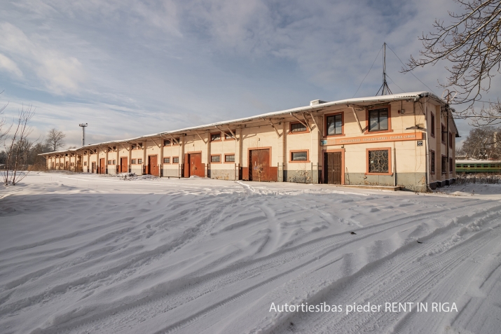 Izīrē noliktavu, Akmeņu iela 21A, Rīga, Kreisais krasts, Torņkalns / 3 600 € 11