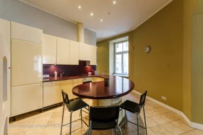 Pārdod dzīvokli, Aspāzijas bulvāris iela 30, Rīga, Centrs / 350000 € 8