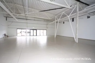 Izīrē tirdzniecības telpas, Grostonas iela 1, Rīga, Centrs / 2400 € 1