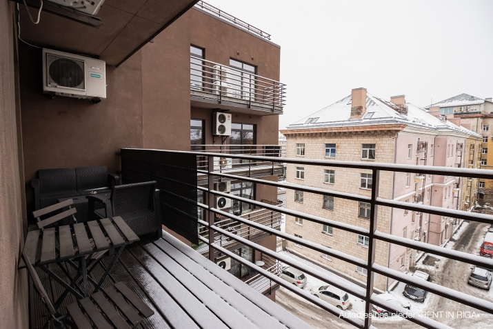 Pārdod dzīvokli, Hospitāļu iela 23, Rīga, Labais krasts, Centrs / 299 000 € 20