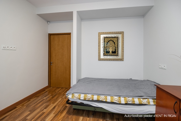 Pārdod dzīvokli, Hospitāļu iela 23, Rīga, Labais krasts, Centrs / 299 000 € 13