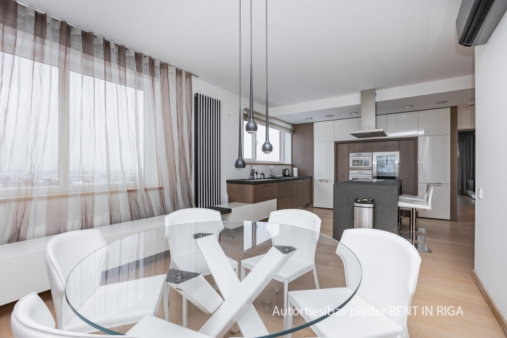 Izīrē dzīvokli, Jāņa Daliņa iela 8, Rīga, Labais krasts, Centrs / 1 600 € 8