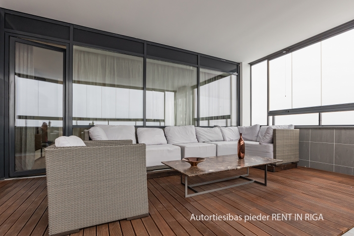 Izīrē dzīvokli, Jāņa Daliņa iela 8, Rīga, Labais krasts, Centrs / 1 600 € 11