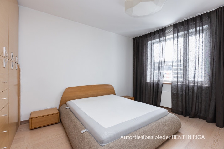 Izīrē dzīvokli, Jāņa Daliņa iela 8, Rīga, Labais krasts, Centrs / 1 600 € 14