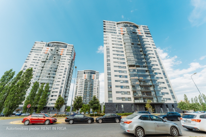 Izīrē dzīvokli, Jāņa Daliņa iela 8, Rīga, Labais krasts, Centrs / 1 600 € 27