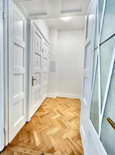 Pārdod dzīvokli, Valdemāra iela 34, Rīga, Labais krasts, Centrs / 188 000 € 7