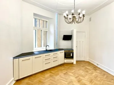 Pārdod dzīvokli, Valdemāra iela 34, Rīga, Labais krasts, Centrs / 188 000 € 3