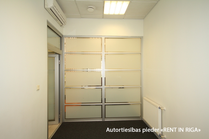 Аренда коммерческой недвижимости, Valdemāra улица 106, Rīga, Labais krasts, Centrs / 990 € 9