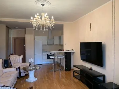 Izīrē dzīvokli, Liedes iela 28, Rīga, Šampēteris / 550 € 3