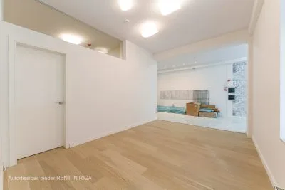 Izīrē biroju, Stabu iela 18B, Rīga, Labais krasts, Centrs / 1 400 € 3
