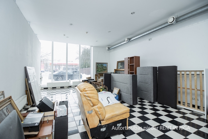Pārdod biroju, Maija iela 18, Rīga, Labais krasts, Teika / 360 000 € 10