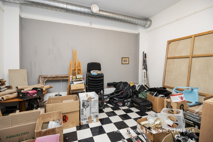 Pārdod biroju, Maija iela 18, Rīga, Labais krasts, Teika / 360 000 € 12