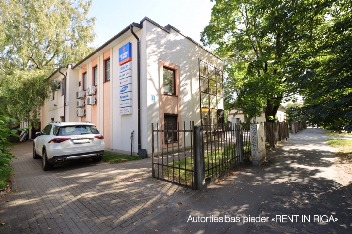 Izīrē tirdzniecības telpas, Tadaiķu iela 4, Rīga, Kreisais krasts, Torņkalns / 4 529 € 29
