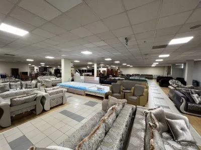 Izīrē tirdzniecības telpas, Dzelzavas iela 72, Rīga, Labais krasts, Pļavnieki / 6 000 € 6