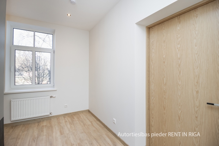 Продажа многоквартирного дома, Jāņa Asara улица 16a, Rīga, Labais krasts, Centrs / 2 392 310 € 11