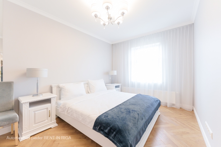 Pērnavas iela 41 10