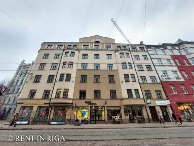 Izīrē tirdzniecības telpas, Krišjāņa Barona iela 32, Rīga, Labais krasts, Centrs / 1 350 € 7