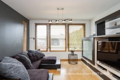 Pārdod māju, Jaunbebru iela 4, Mārupes novads, Mārupe / 275 000 € 2
