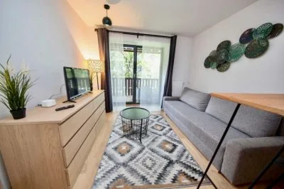 Izīrē dzīvokli, Meža prospekts iela 10, Jūrmala, Dzintari / 850 € 7