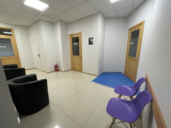 Izīrē tirdzniecības telpas, Pērnavas iela 10, Rīga, Labais krasts, Centrs / 2 684 € 9