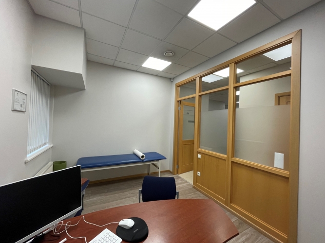 Izīrē tirdzniecības telpas, Pērnavas iela 10, Rīga, Labais krasts, Centrs / 2 684 € 13