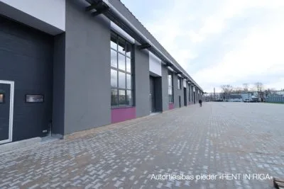 Izīrē tirdzniecības telpas, Kauguru iela 8, Rīga, Kreisais krasts, Šampēteris / 38 520 € 1