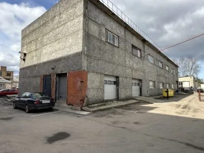 Izīrē noliktavu, Brīvības gatve iela 403, Rīga, Kreisais krasts, Šampēteris / 1 740 € 11
