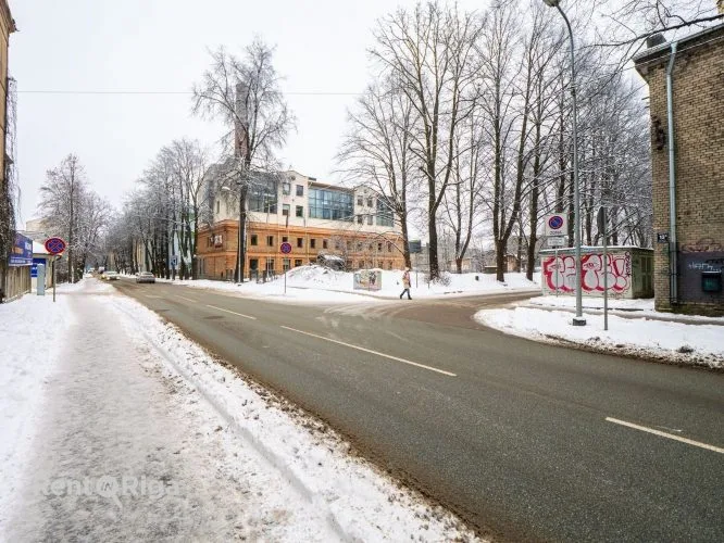 Bērzaunes iela 11 2