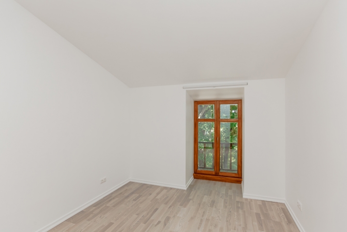 Izīrē dzīvokli, Altonavas iela 2, Rīga, Kreisais krasts, Torņkalns / 650 € 8
