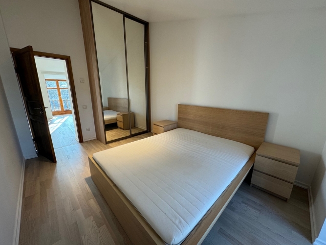 Izīrē dzīvokli, Altonavas iela 2, Rīga, Kreisais krasts, Torņkalns / 650 € 10