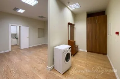 Pārdod dzīvokli, Raiņa bulvāris iela 3, Rīga, Labais krasts, Centrs / 277 200 € 9