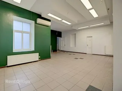 Izīrē tirdzniecības telpas, Dzirnavu iela 66, Rīga, Labais krasts, Centrs / 1 600 € 4