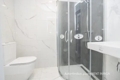 Pārdod dzīvokli, Bruņinieku iela 93, Rīga, Labais krasts, Centrs / 100 000 € 3