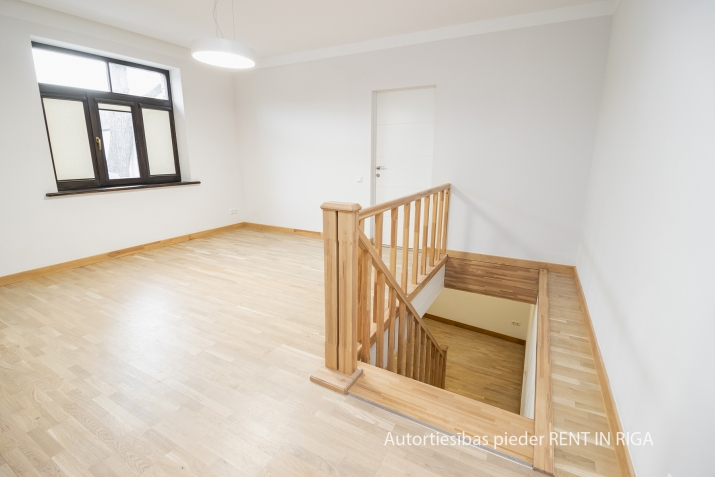 Izīrē dzīvokli, Volguntes iela 33, Rīga, Kreisais krasts, Šampēteris / 680 € 14