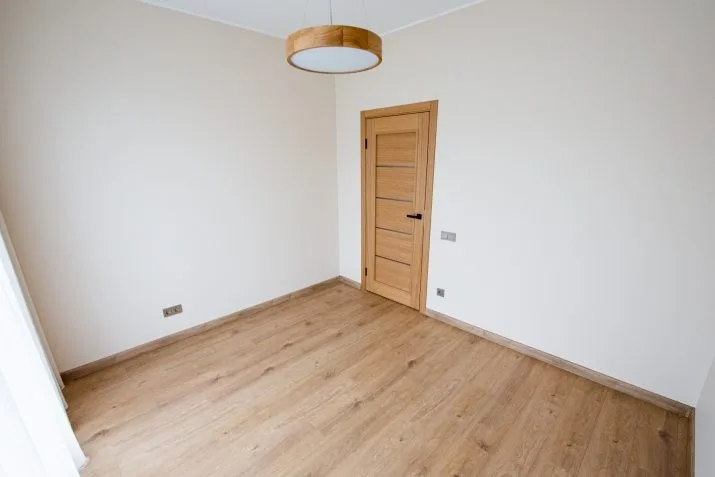 Izīrē māju, Lauku iela 2, Ādažu novads, Ādaži / 1 500 € 10