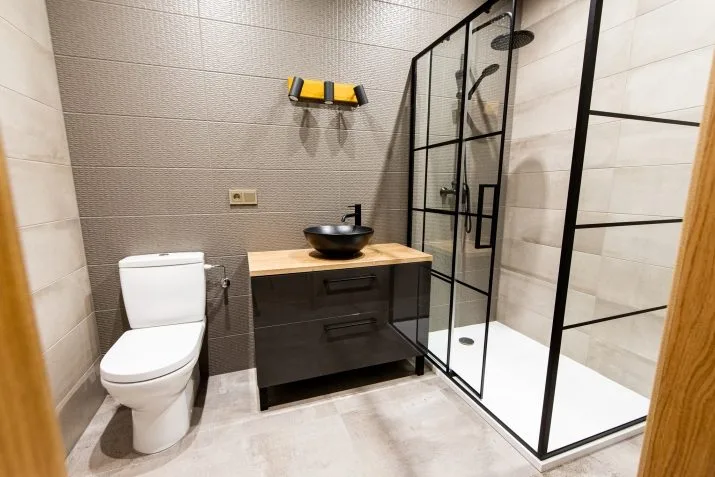 Izīrē māju, Lauku iela 2, Ādažu novads, Ādaži / 1 500 € 15
