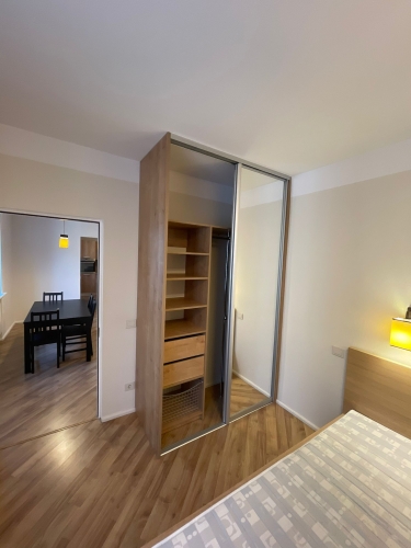 Izīrē dzīvokli, Brīvības iela 71-16, Rīga, Labais krasts, Centrs / 700 € 12