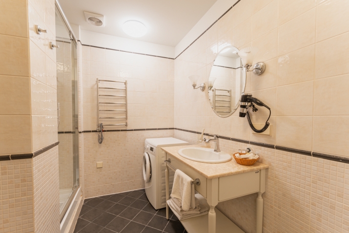 Izīrē dzīvokli, Jomas iela 92, Jūrmala, Majori / 600 € 8