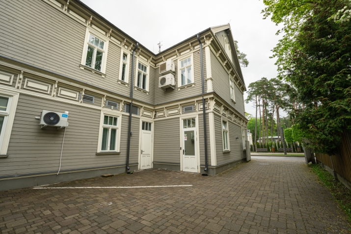 Izīrē dzīvokli, Jomas iela 92, Jūrmala, Majori / 600 € 12