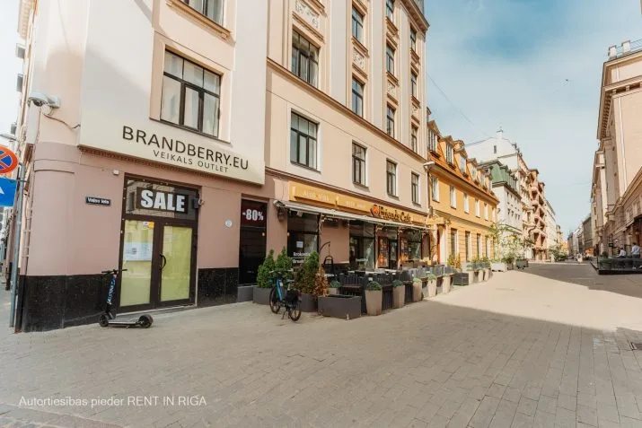 Pārdod tirdzniecības telpas, Vaļņu iela 12, Rīga, Labais krasts, Vecrīga / 600 000 € 15