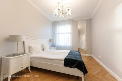 Pārdod dzīvokli, Pērnavas iela 41, Rīga, Labais krasts, Centrs / 138 040 € 2