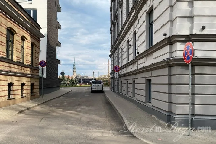 Kuģu iela 13 15