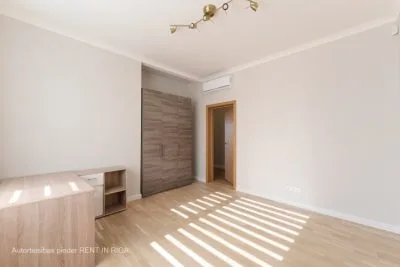 Izīrē māju, Lielā iela 26, Mārupes novads, Mārupe / 1 400 € 13