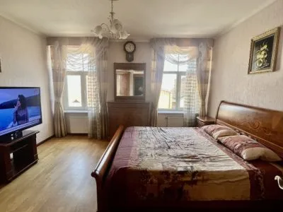 Izīrē dzīvokli, Puškina iela 19, Rīga, Labais krasts, Centrs / 620 € 2